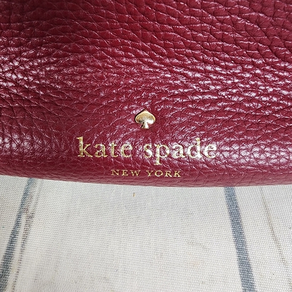Kate Spade Small Ella Cobble Hill Bag Purse Merlot Red - Picture 3 of 16
